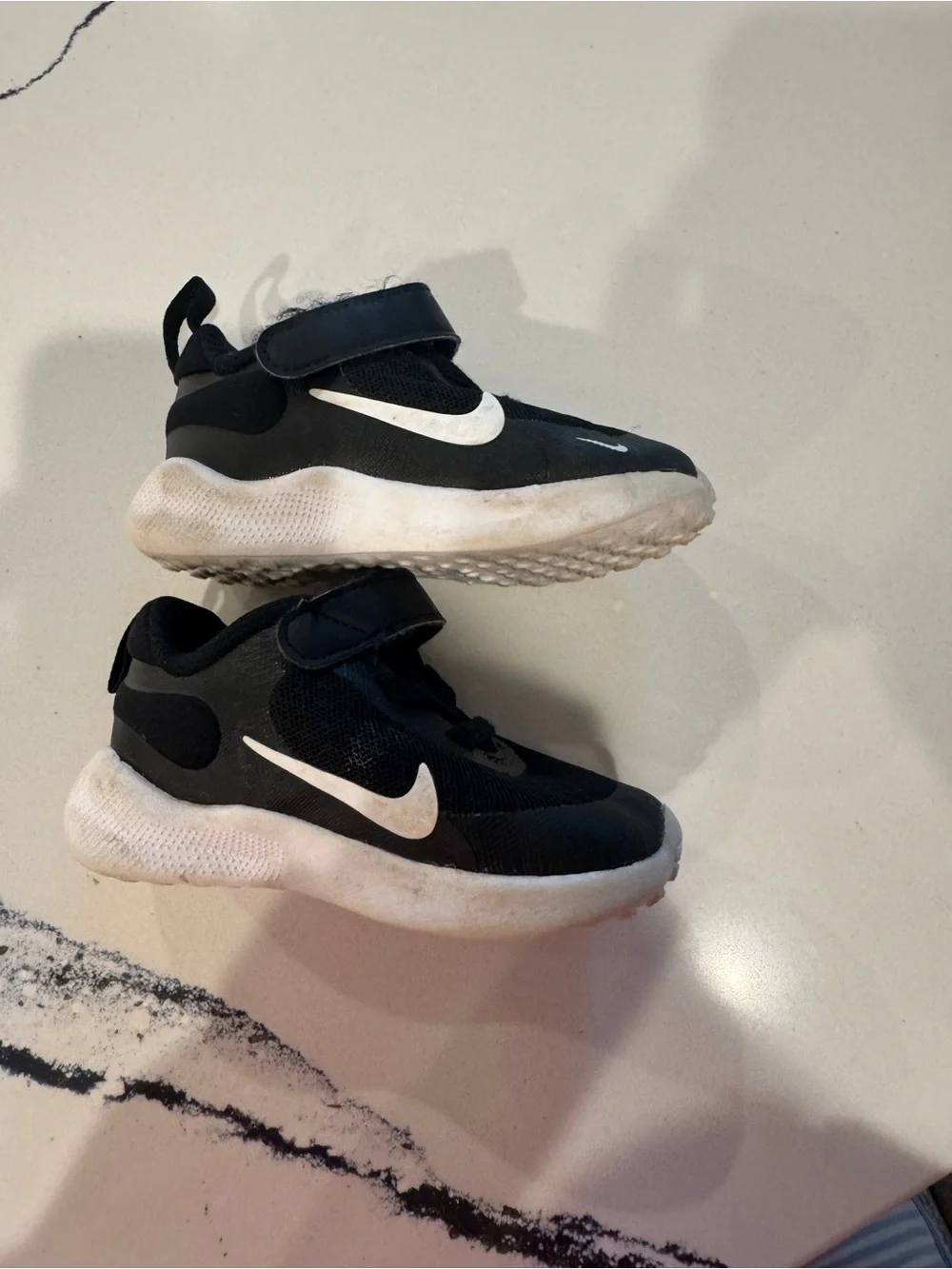 Nike Revolution 7 Toddler Sneaker